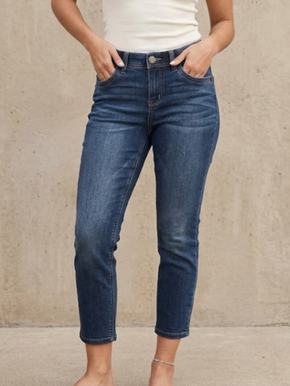 Democracy Ab Technology Indigo Blue Ankle Jeans Women’s Size 6 Tummy Control